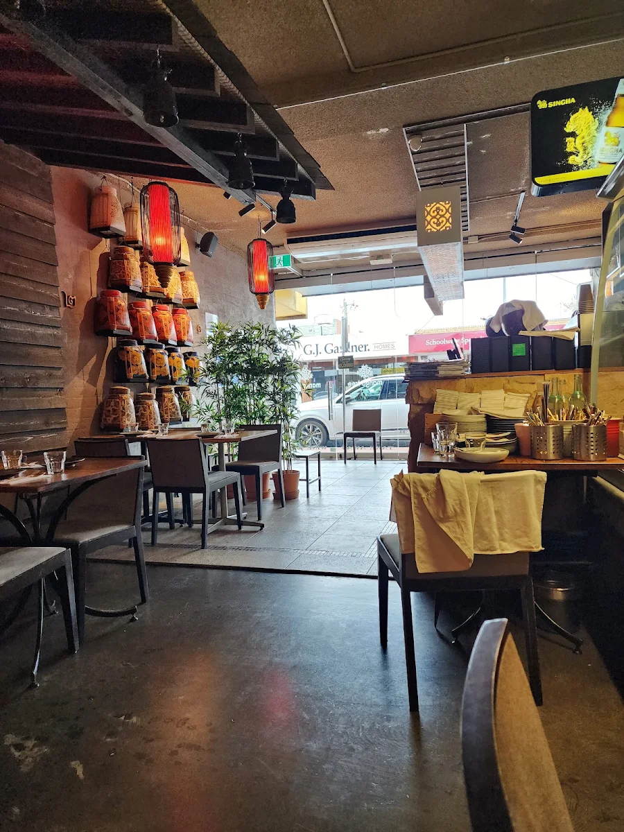 Vibe, Mango Tree Thai Mount Waverley
