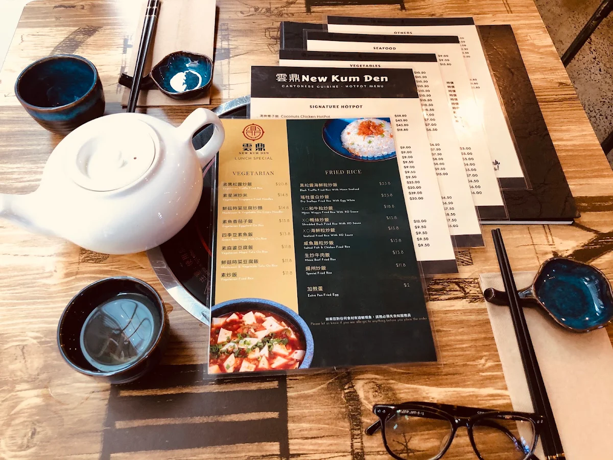 Menu, New Kum Den