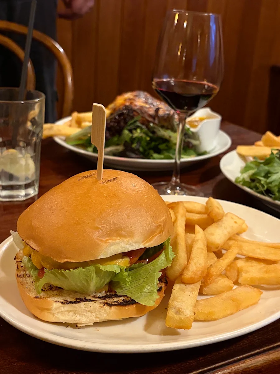 Food & drink, The Charles Dickens Tavern