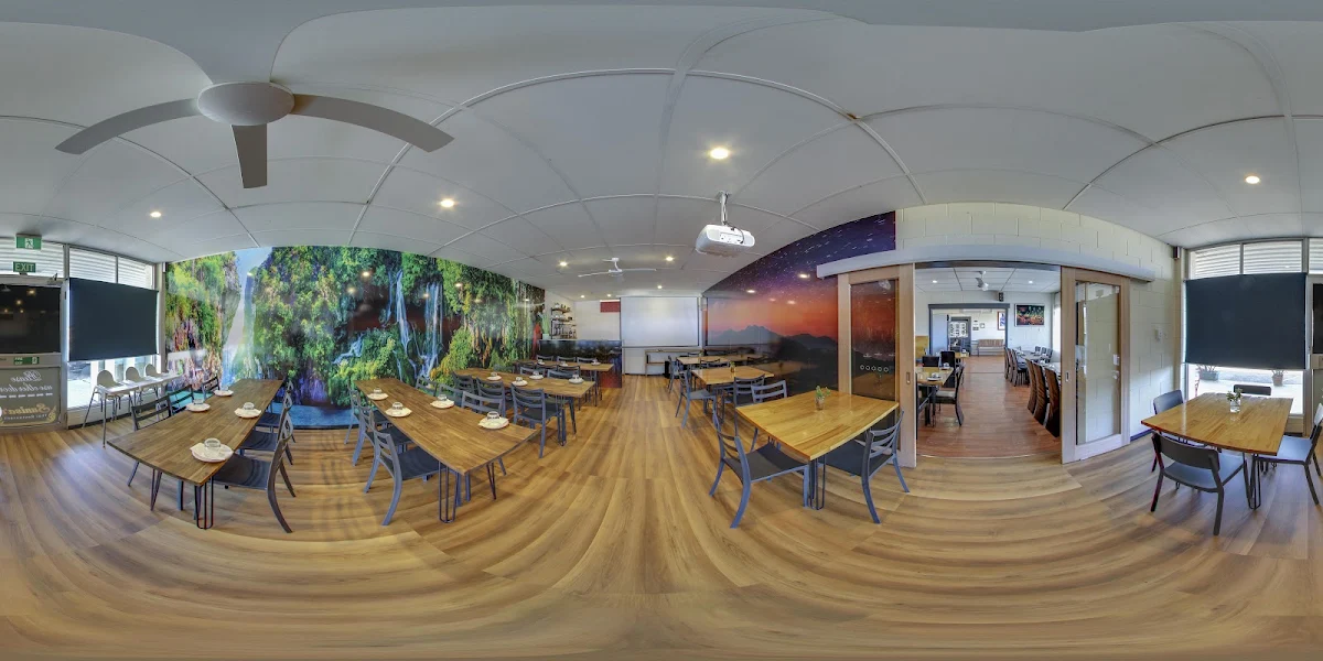 Vibe, Sunisa's Thai Restaurant