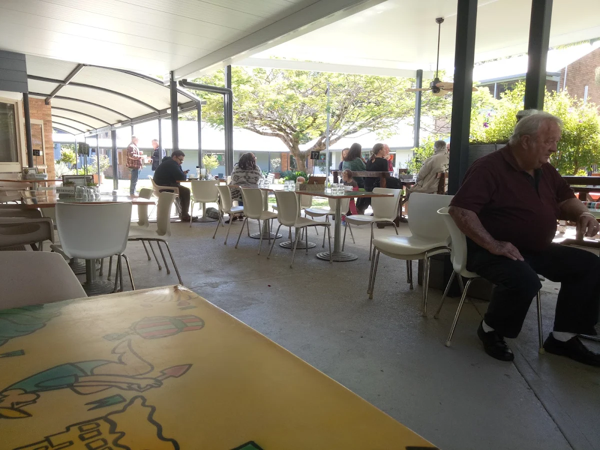 Vibe, Chill Out Cafe