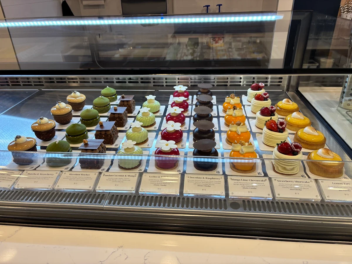 Food & drink, T6 Patisserie