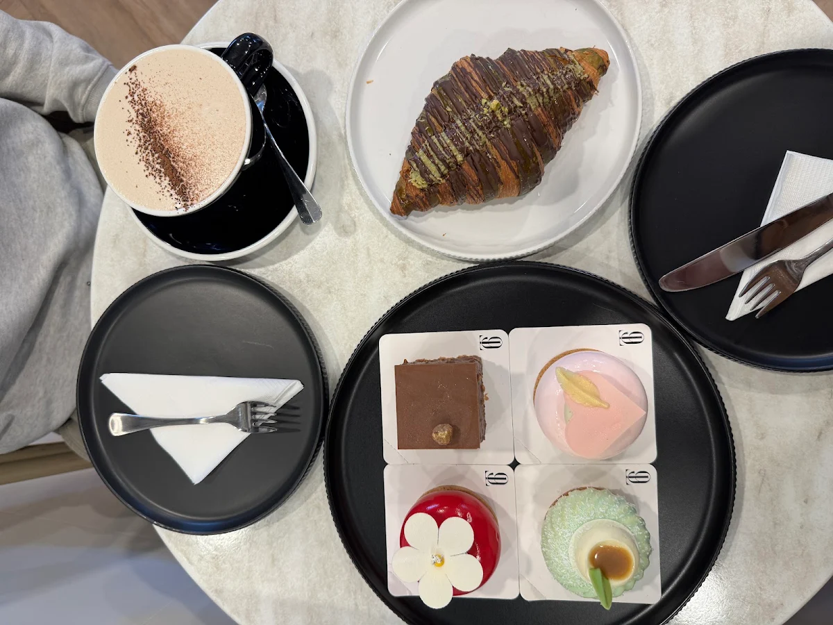 Food & drink, T6 Patisserie