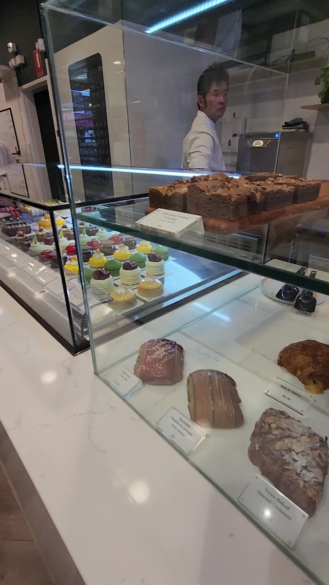 Vibe, T6 Patisserie
