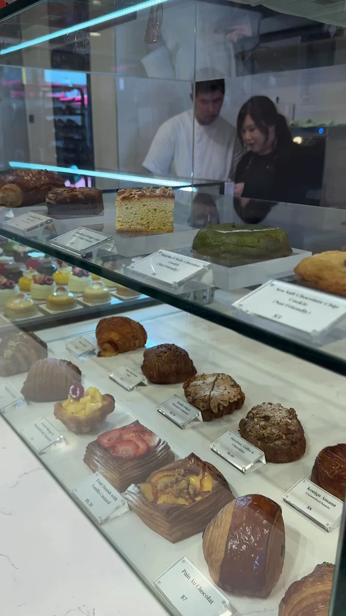 Vibe, T6 Patisserie
