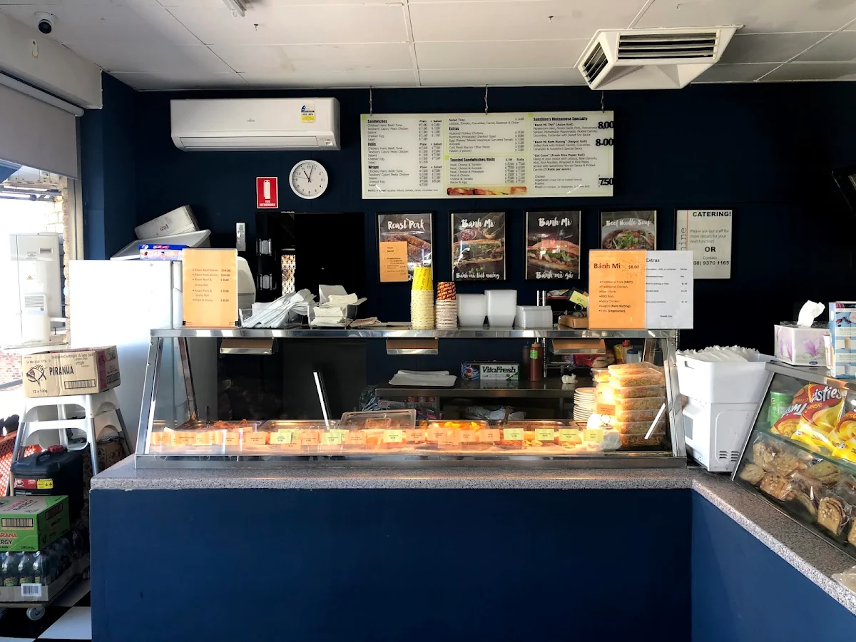 Vibe, Sunshine Cafe & Lunch Bar