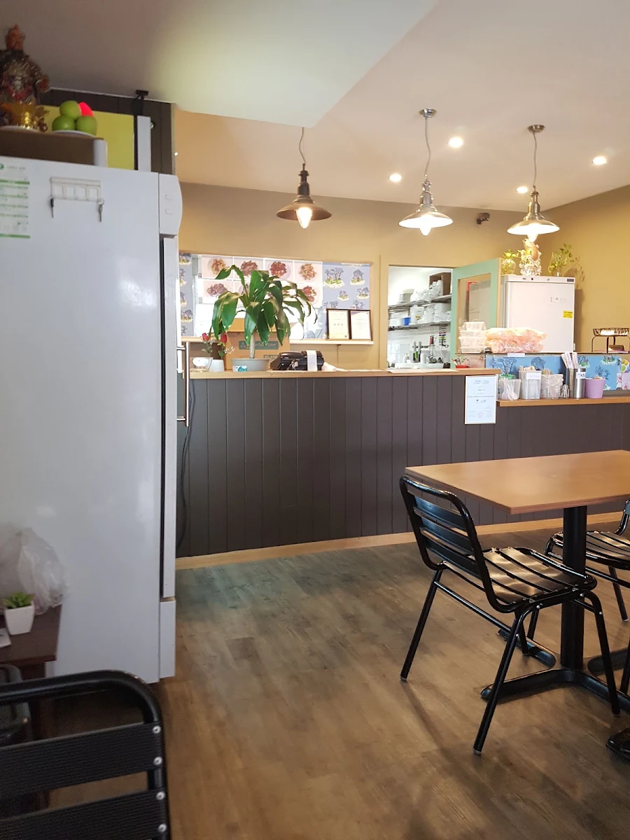 Vibe, Phoenix House Chinese Restaurant 鳳凰酒家