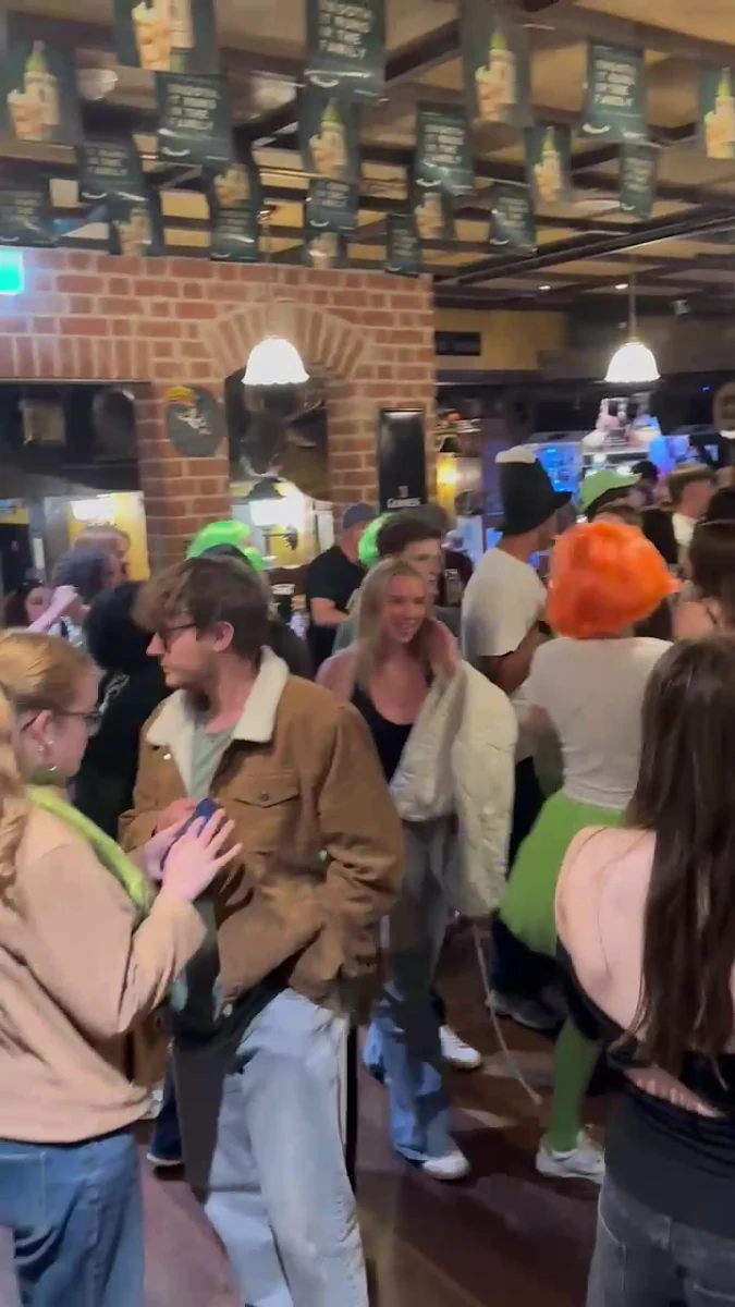 Vibe, King O'Malley's