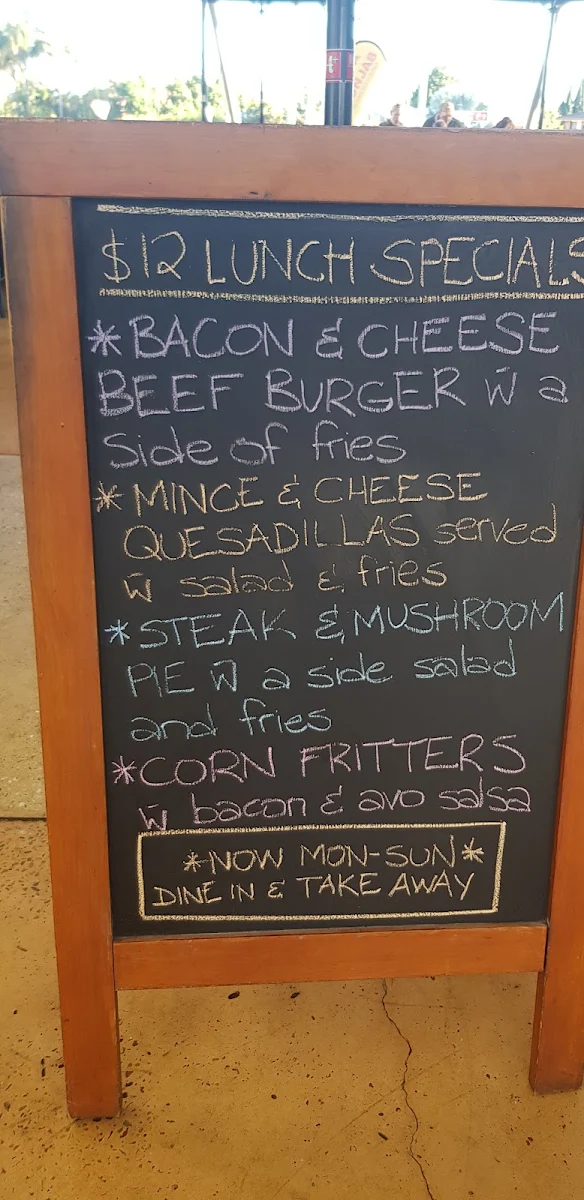 Menu, Cafe Mila