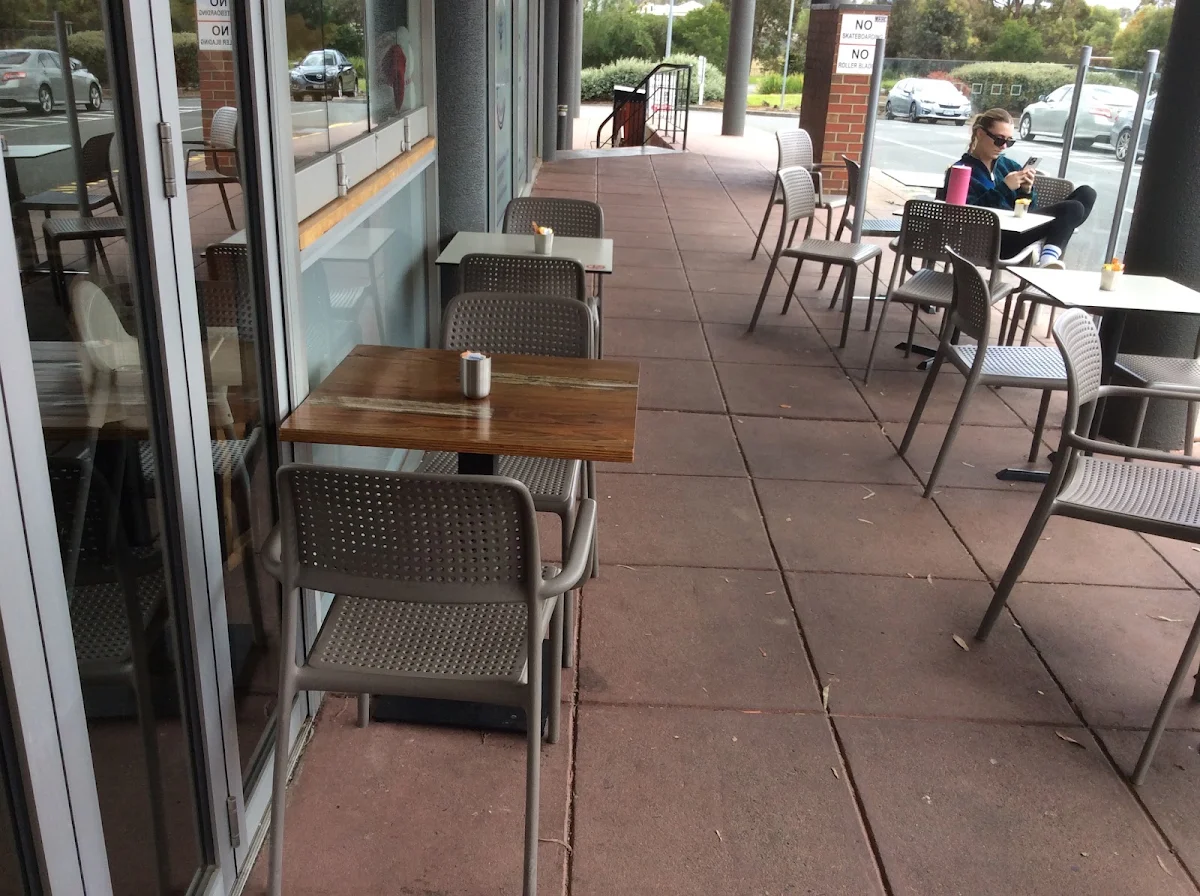 Vibe, Choco Bean Cafe