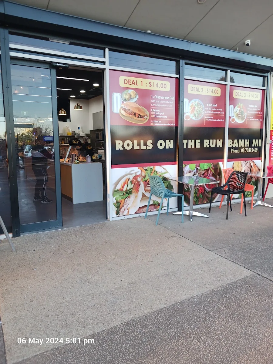 Menu, Rolls on the run Banh Mi