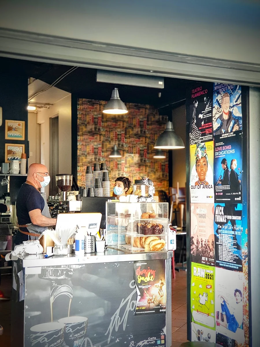 Vibe, Bobby's Cafe Darlington