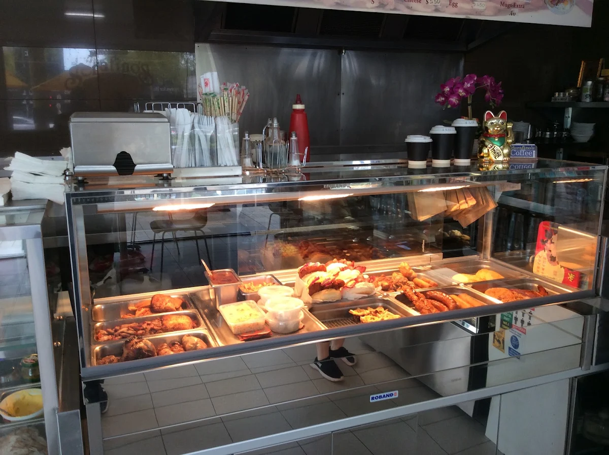 Vibe, Mitcham's Serafino's Coffee Lounge