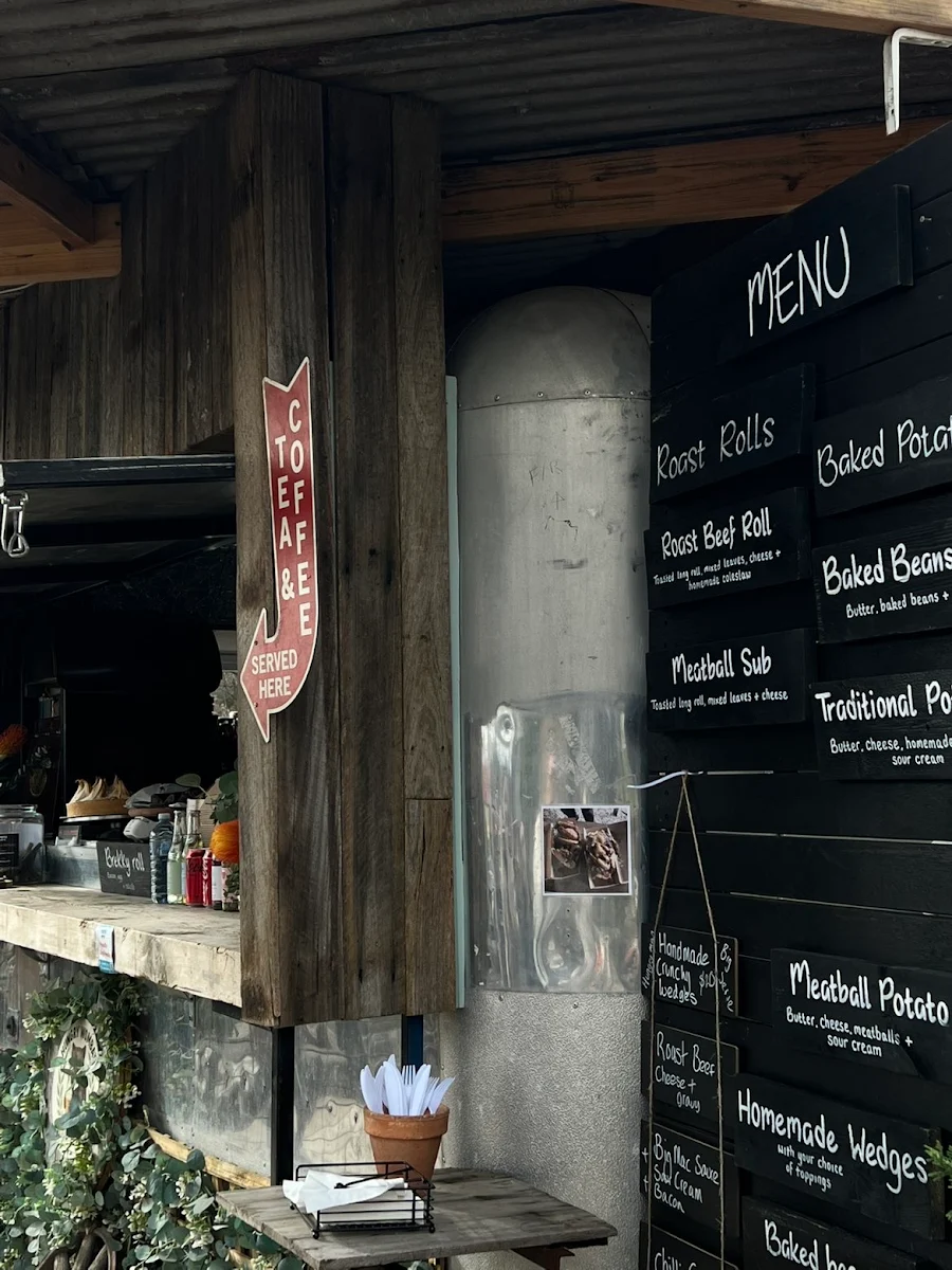 Menu, The Hungry Wombat Daylesford