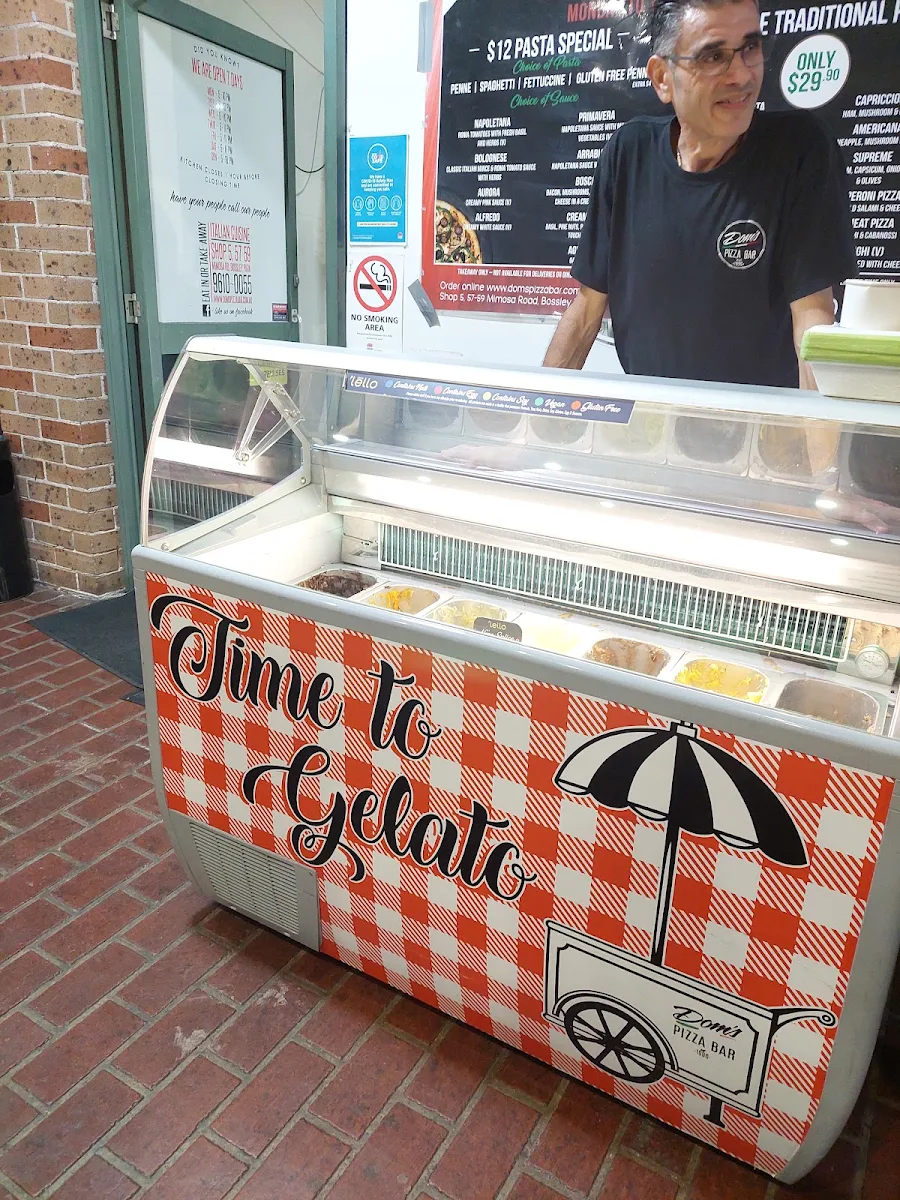 Menu, Doms Pizza Bar