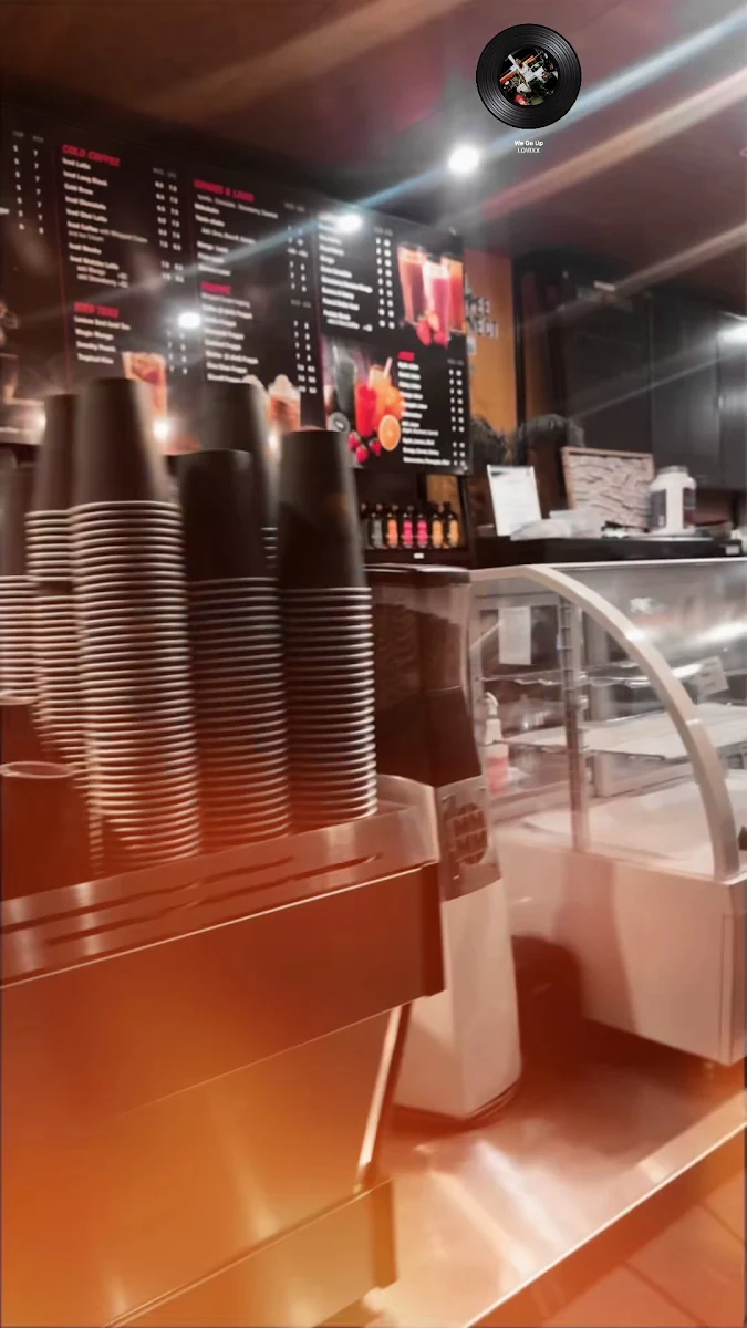 Vibe, Bowen Arrow Cafe