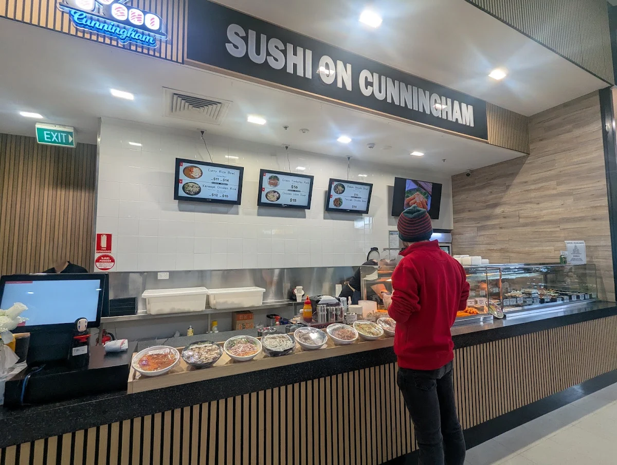 Vibe, Sushi on Cunningham
