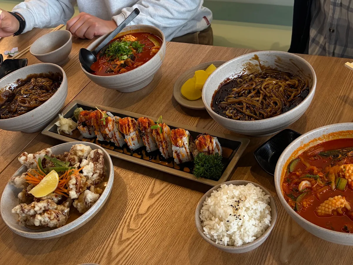 Food & drink, Sushi Raku