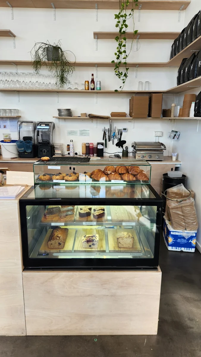 Vibe, Refinery Coffee