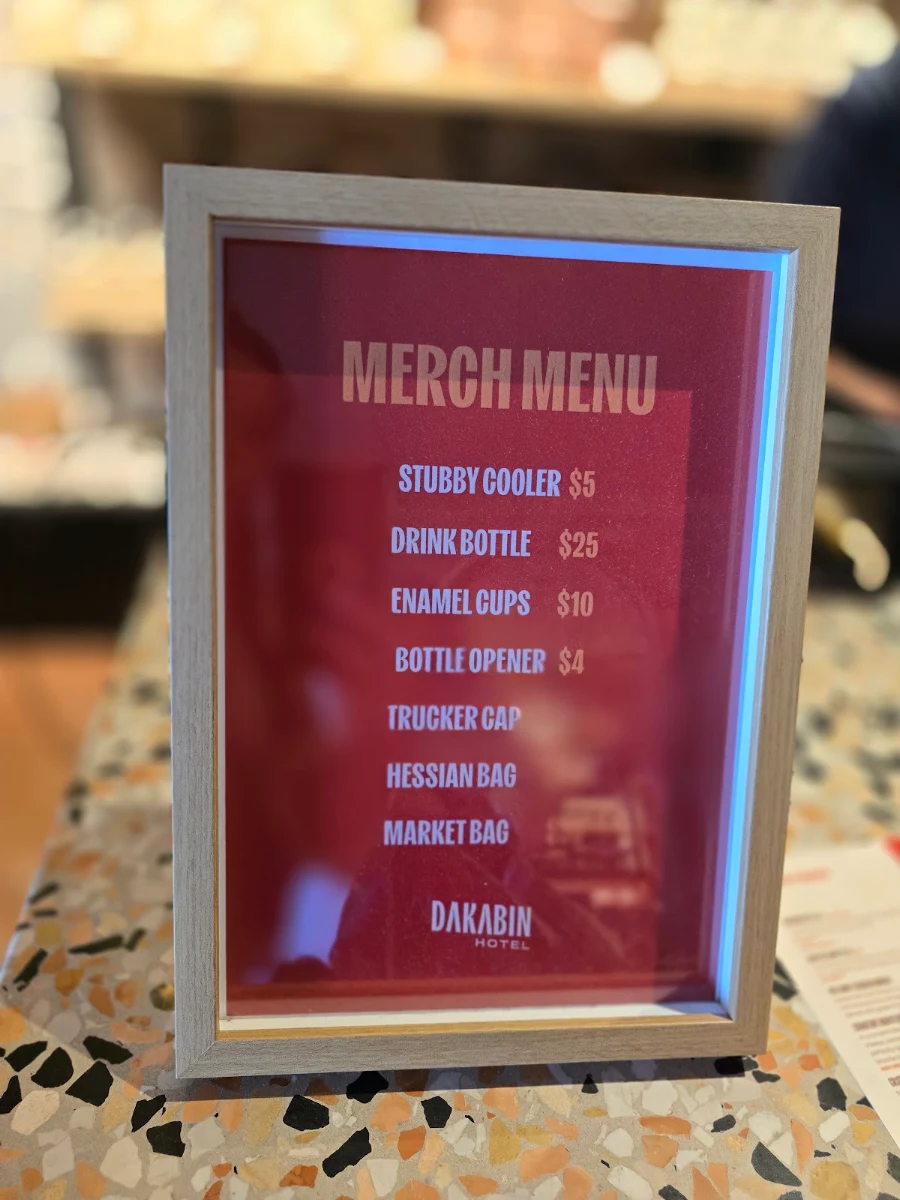 Menu, Dakabin Hotel