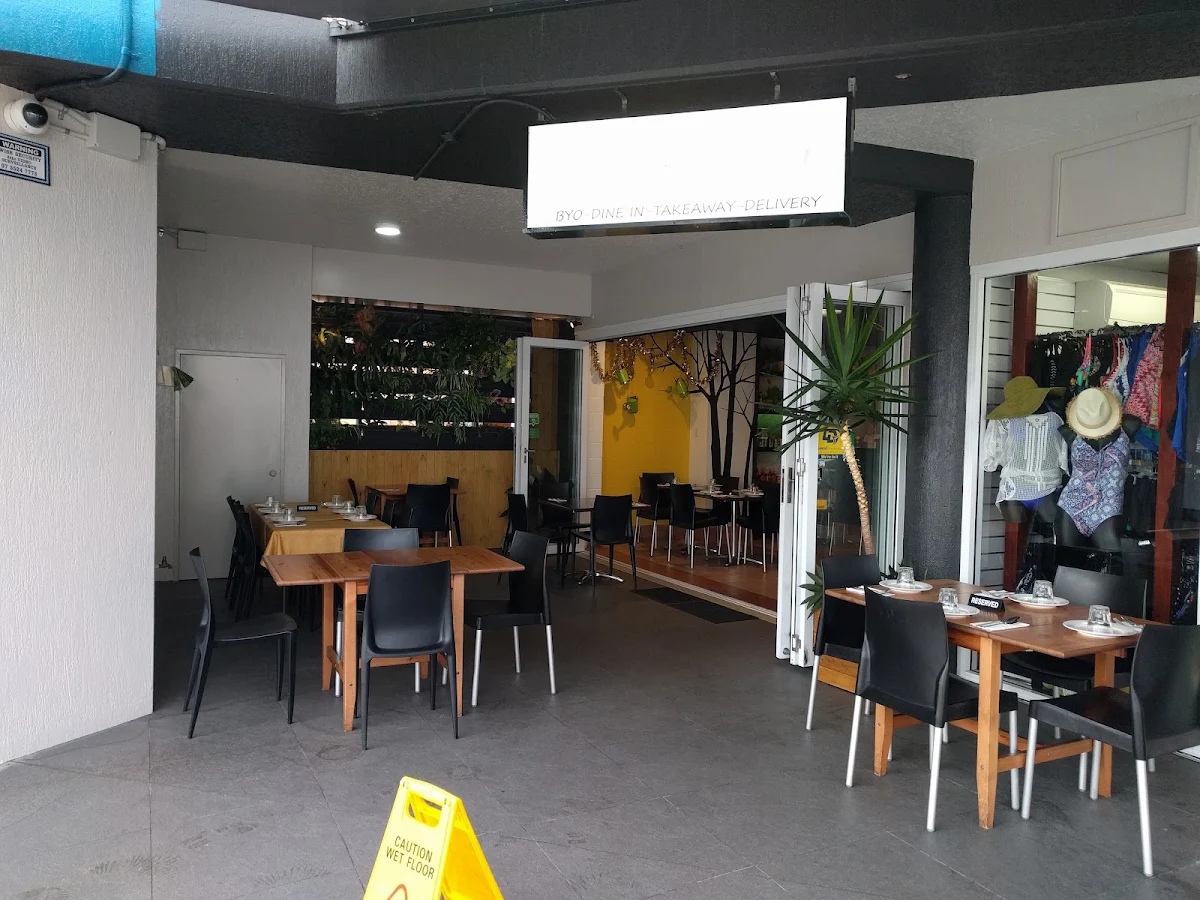 Vibe, Thai In-fa Cabarita Restaurant