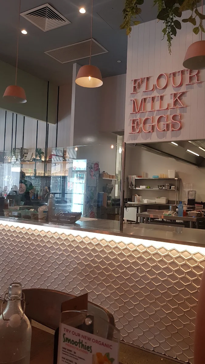 Vibe, Miss Claudes Crepes Coomera