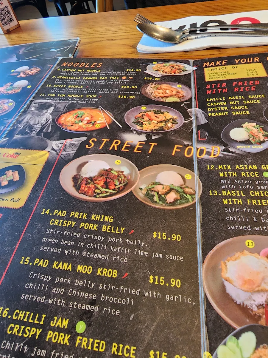 Menu, Kinn Thai Greenhills