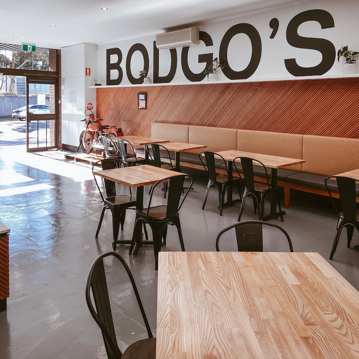 Vibe, Bodgo's