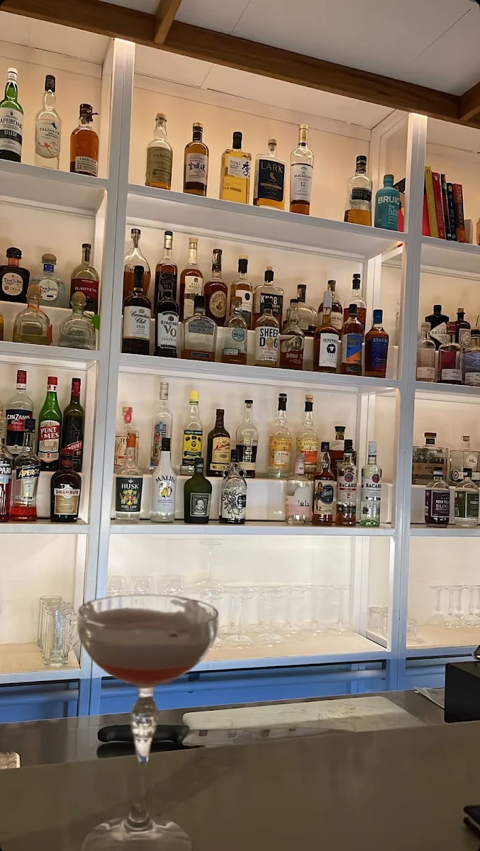 Vibe, The Fox Small Bar
