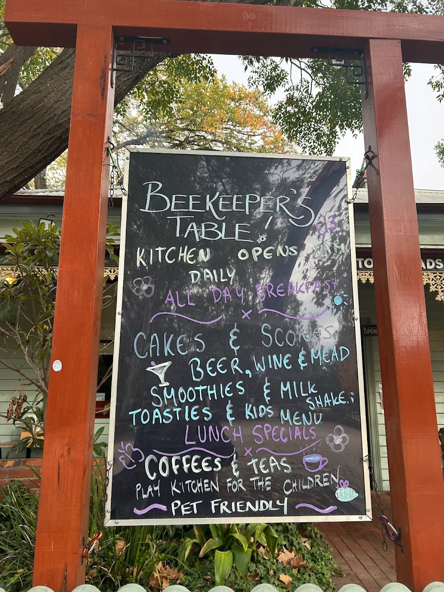 Menu, Beekeeper's Table