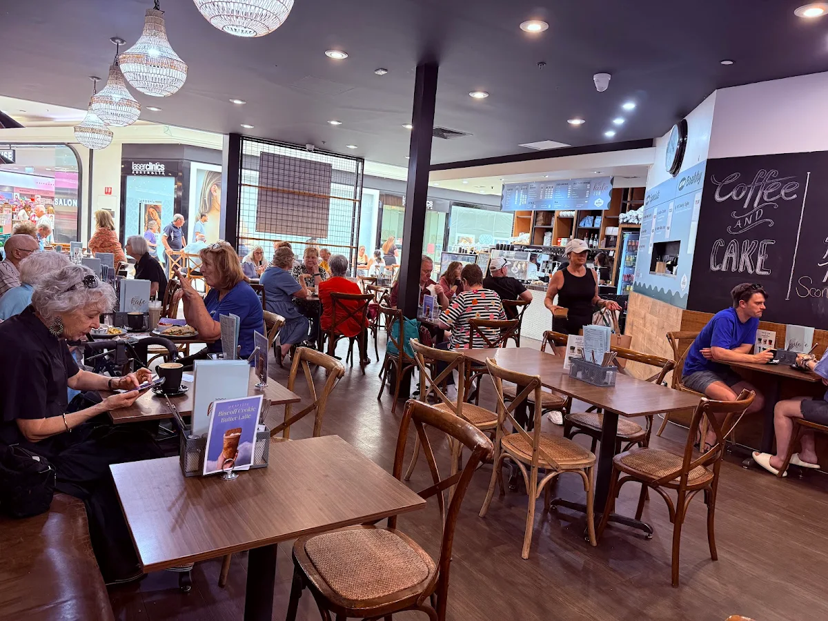 Vibe, Kafe 258