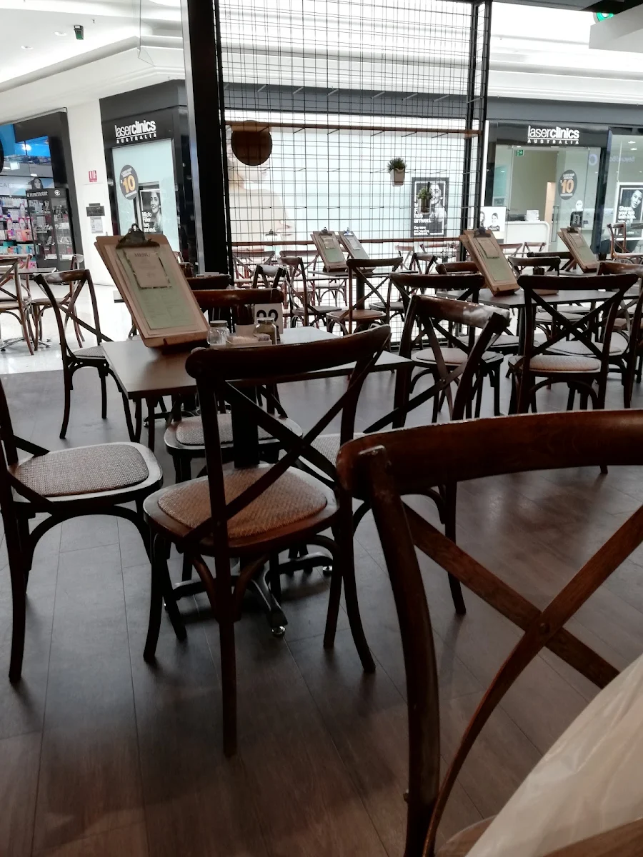 Vibe, Kafe 258