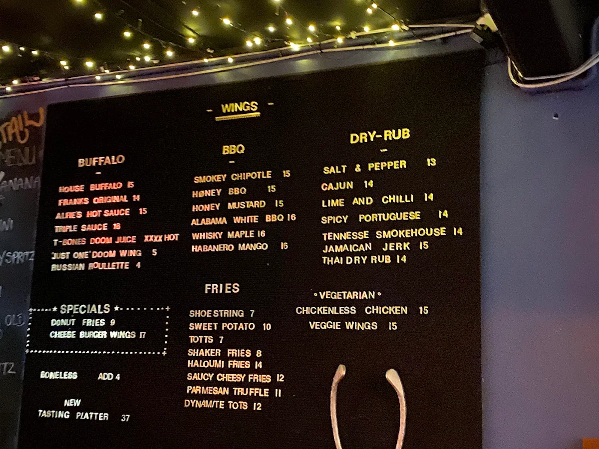 Menu, Wings And Tins Darlinghurst