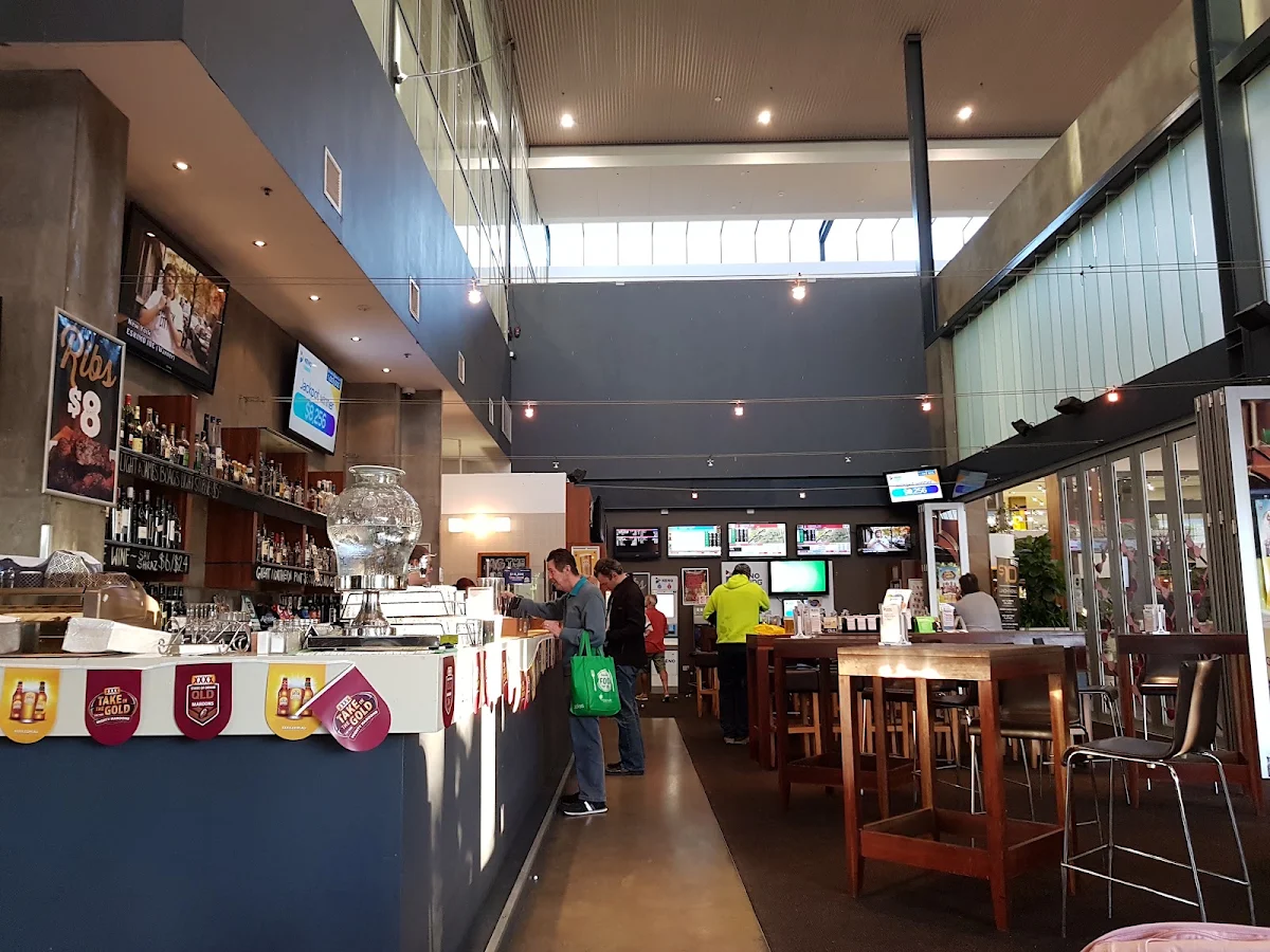 Vibe, Chermside Tavern