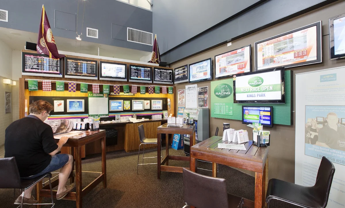 Vibe, Chermside Tavern