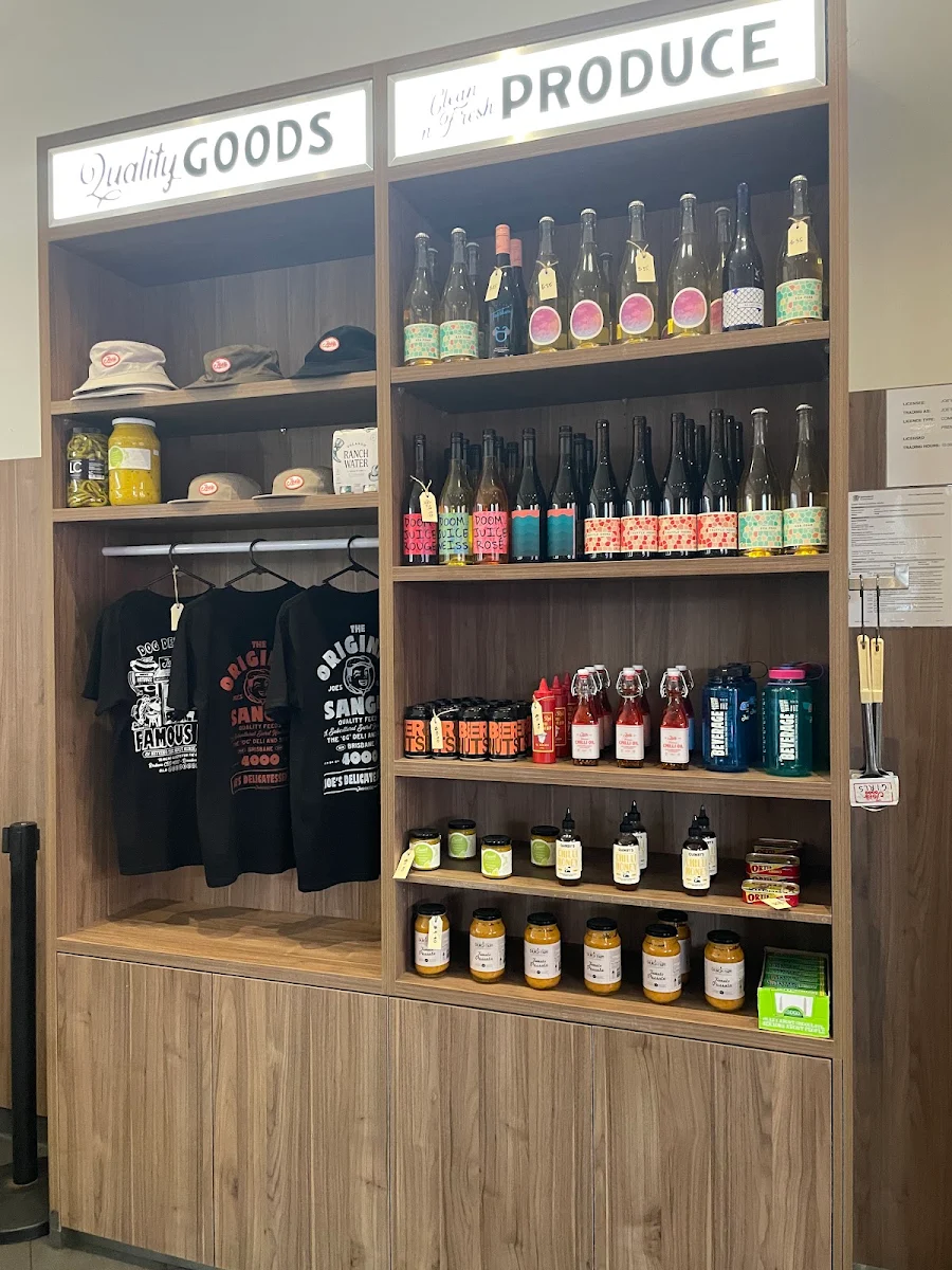 Vibe, Joe's Famous Deli