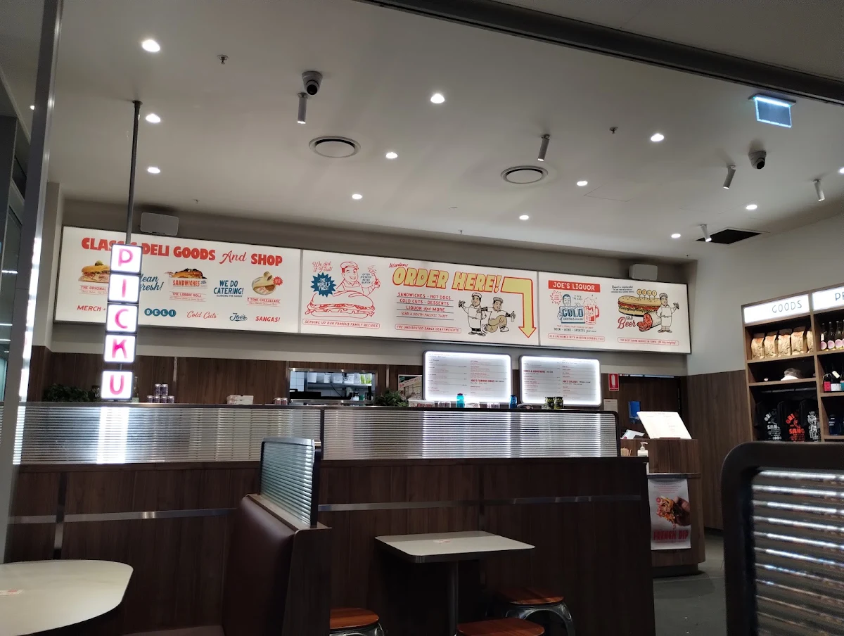 Vibe, Joe's Famous Deli
