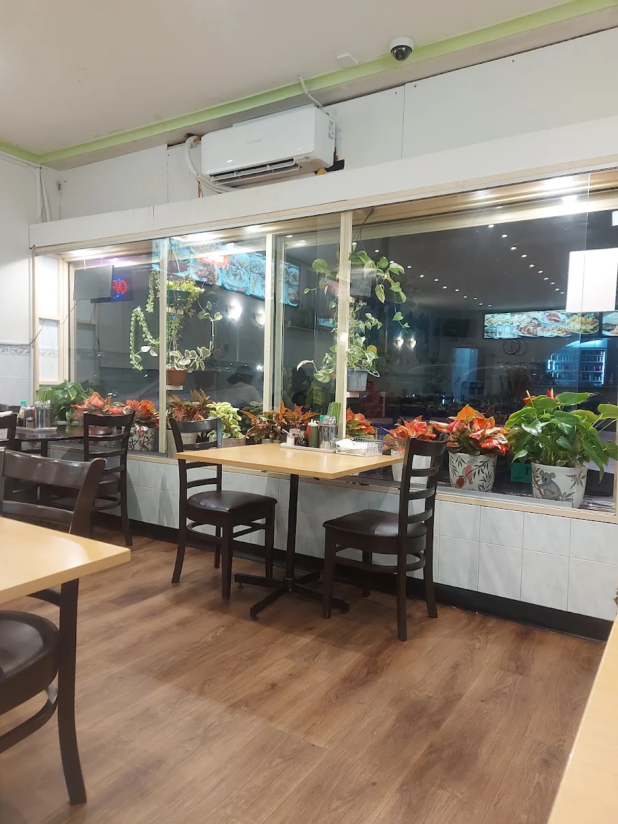 Vibe, Vinh Long Restaurant