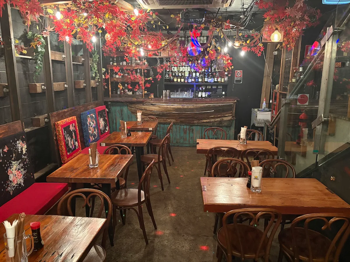 Vibe, Bar Hanami