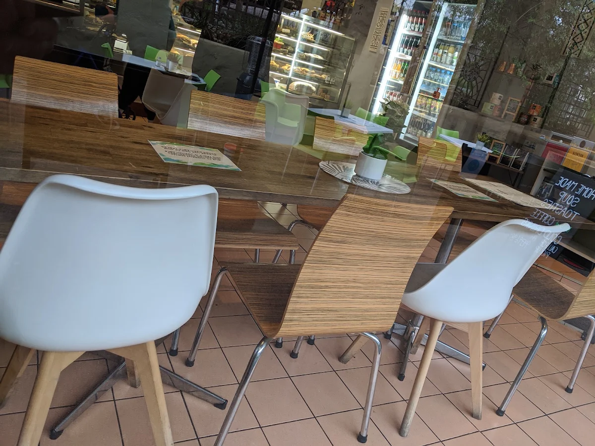 Vibe, Cornercaf Eltham