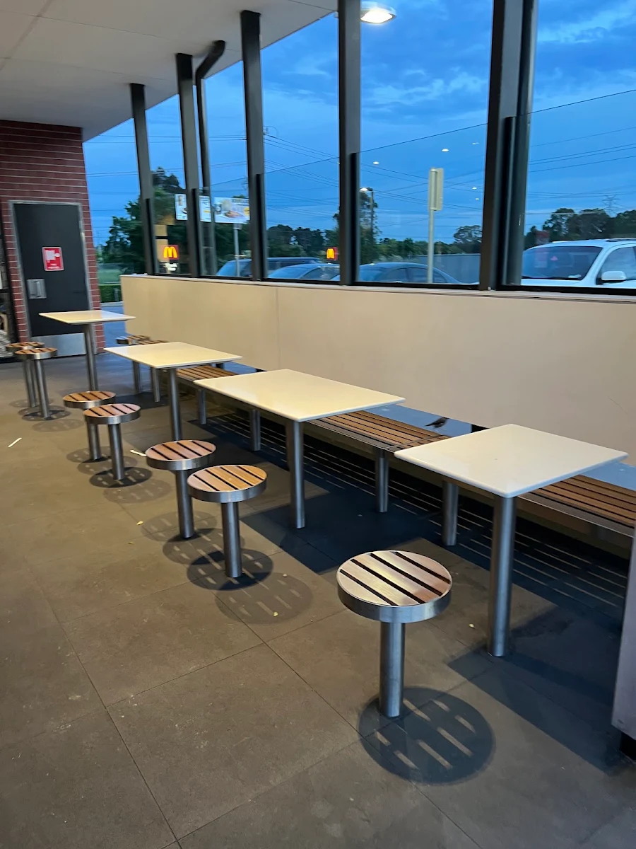 Vibe, McDonald's St Marys North