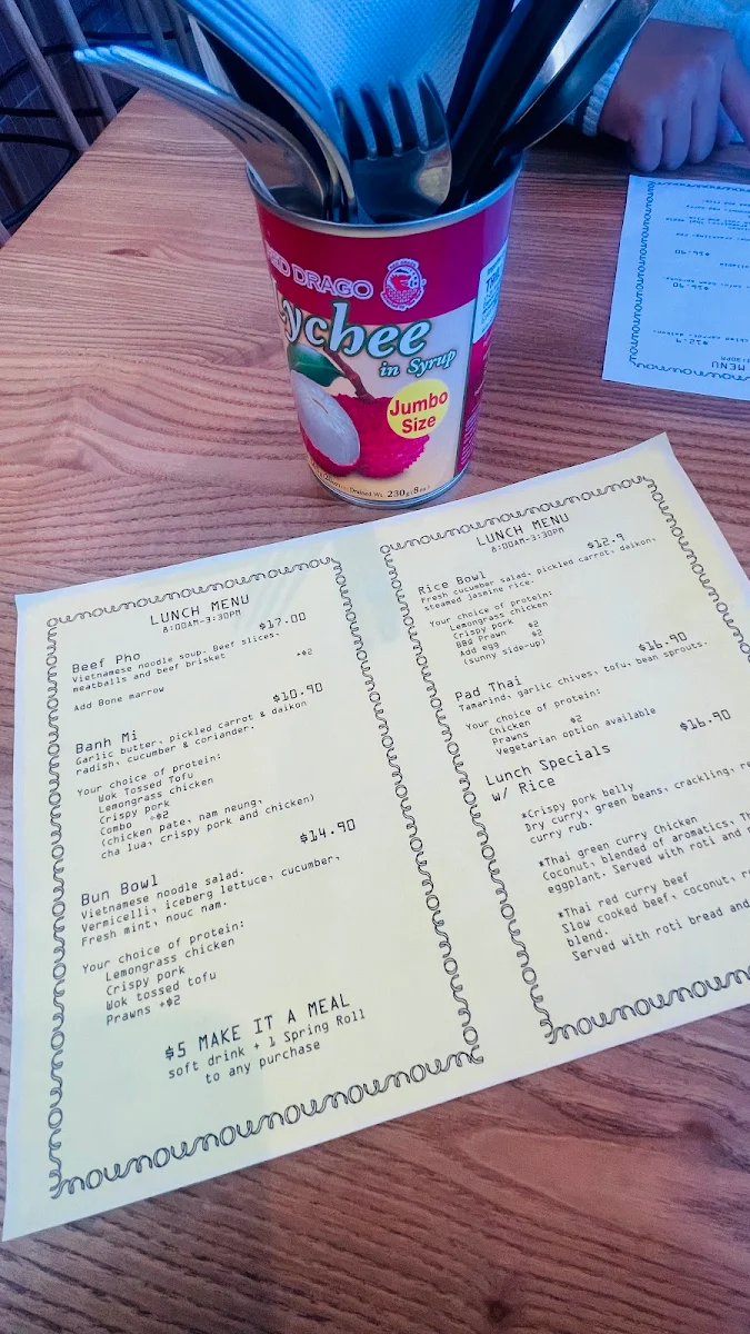 Menu, Munno Kitchen