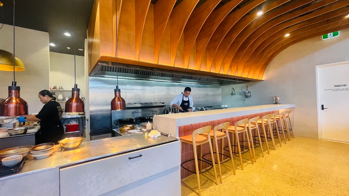 Vibe, Munno Kitchen