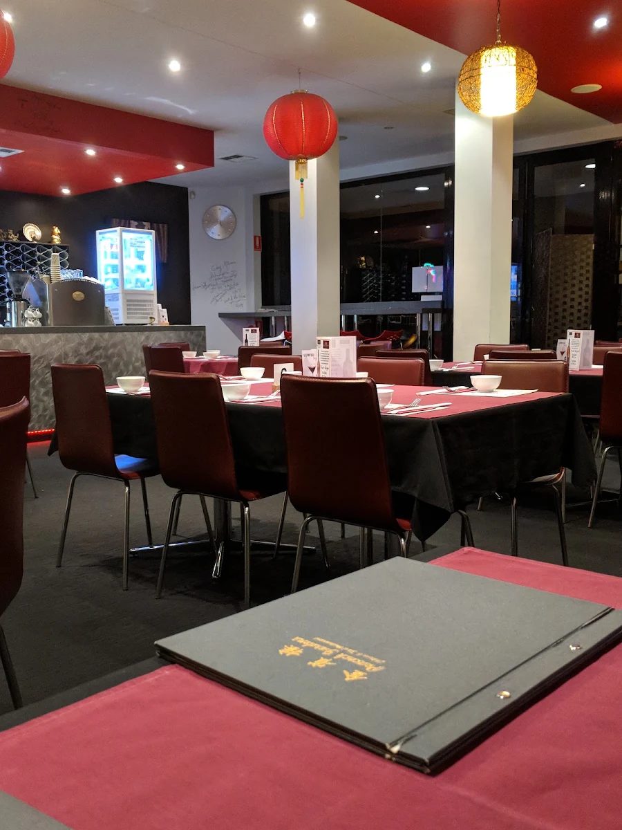Vibe, Peacock Gardens Chinese & Thai Restaurant