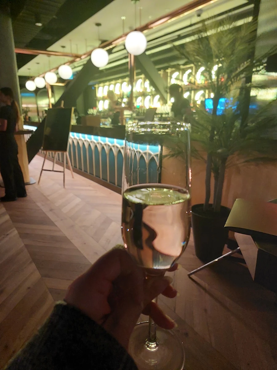 Vibe, The Brass Monkey