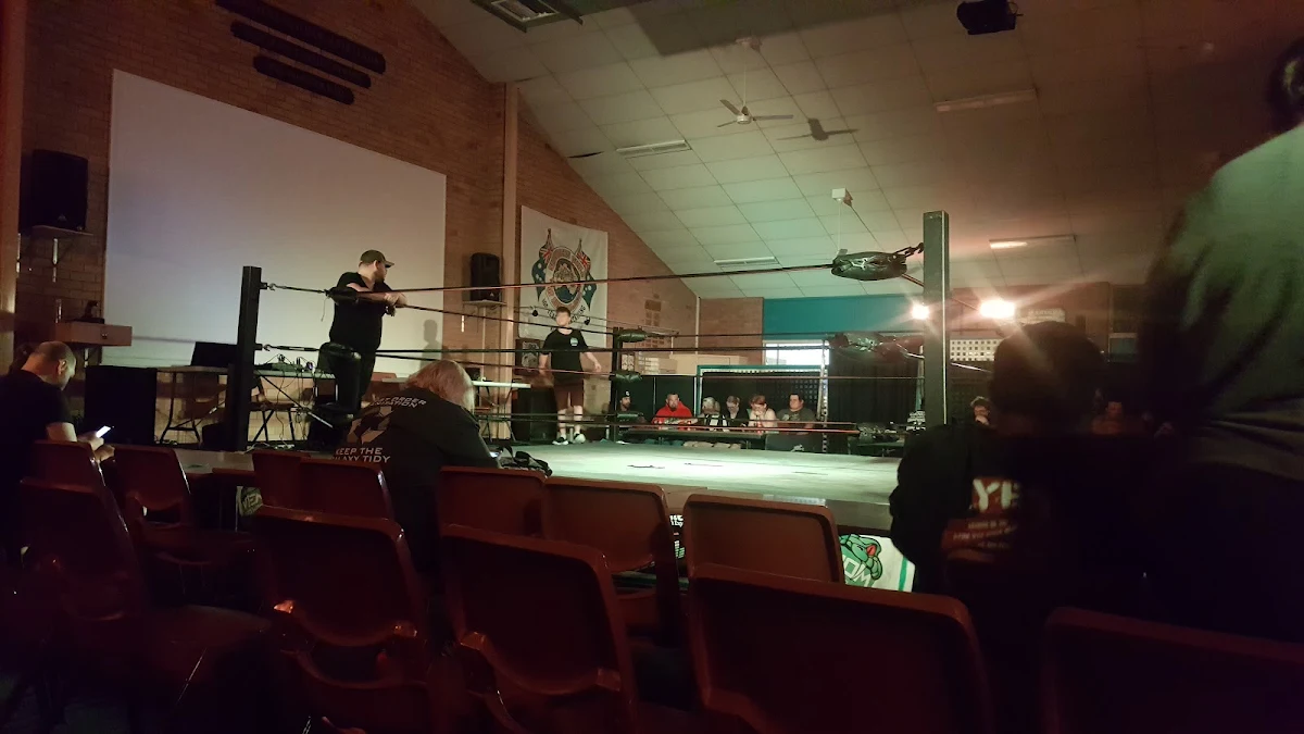 Vibe, The Showmen's Club