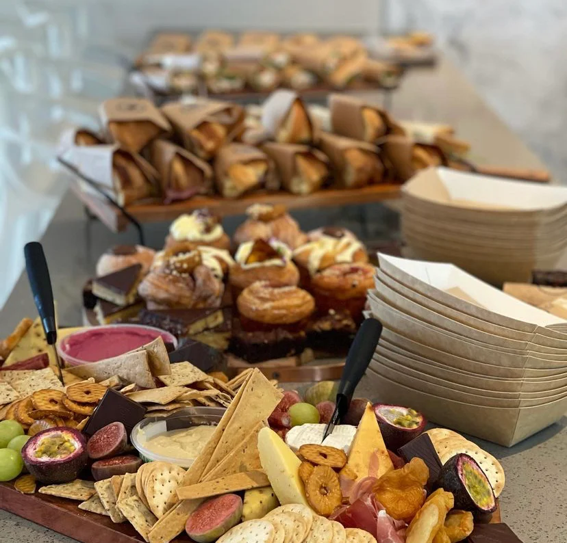 Food & drink, King's Table Reedy Creek