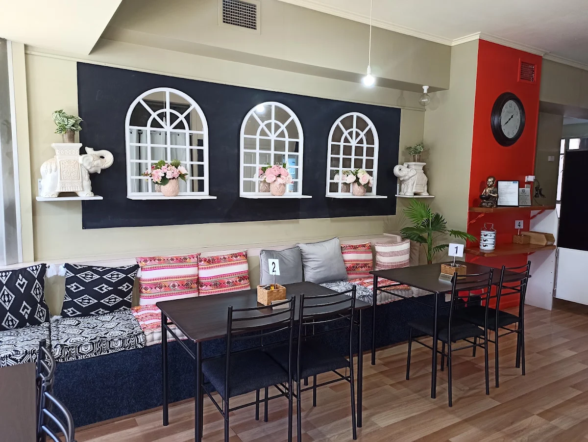Vibe, Thai Smile Burnie