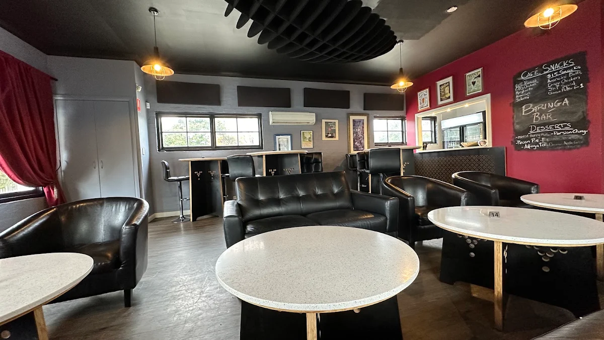 Vibe, Baringa Bar & Cafe