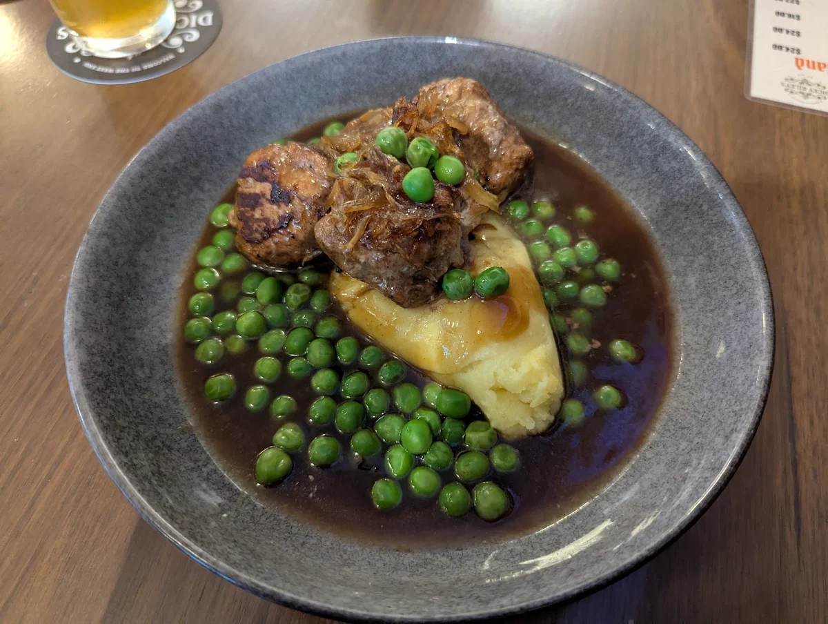 Food & drink, Dicey Riley's Hotel